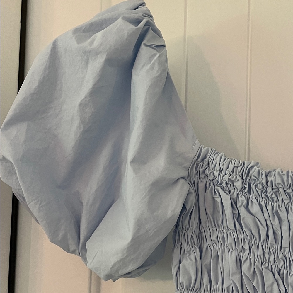 Light Blue Smocked Puff Sleeve Top - Picture 3 of 4